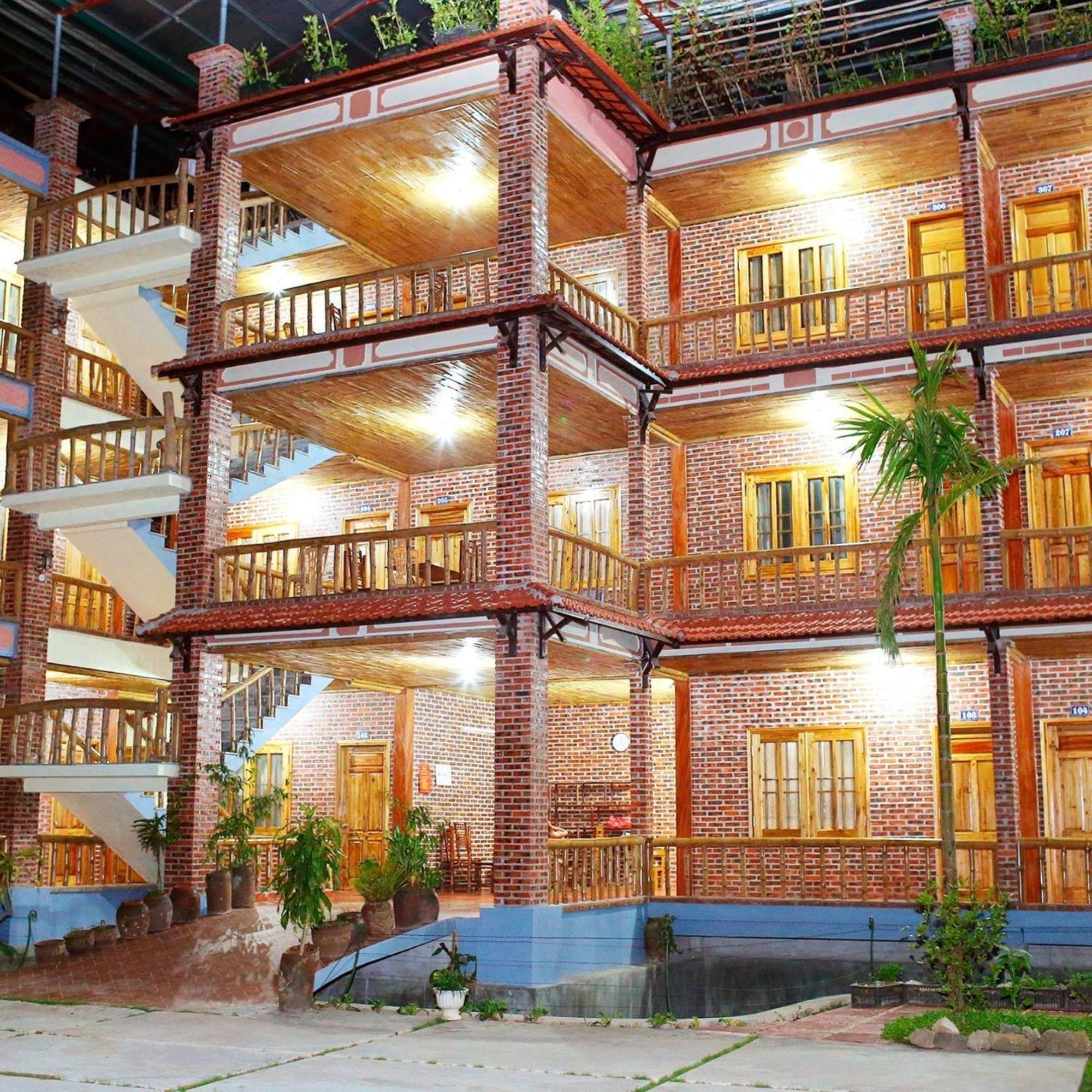 Ho Nui Dinh Hotel ニンビン エクステリア 写真