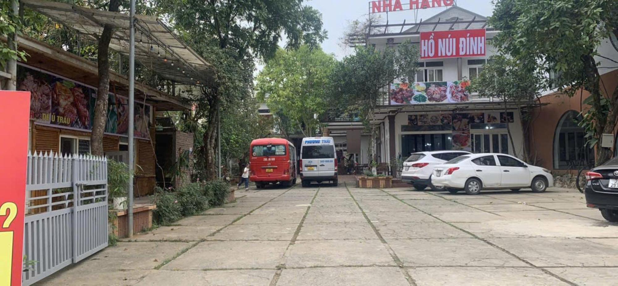 Ho Nui Dinh Hotel ニンビン エクステリア 写真